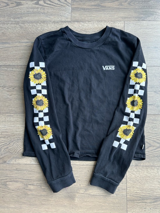 Vans Tops - 🛹 VANS Black Long-Sleeve Sunflower Tee